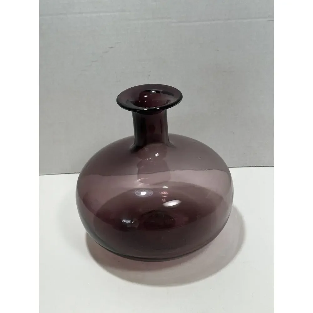 Vintage Art Glass Hand Blown Purple Amethyst‎ Oval Bud Vase Round Bulb Vase 8.5”